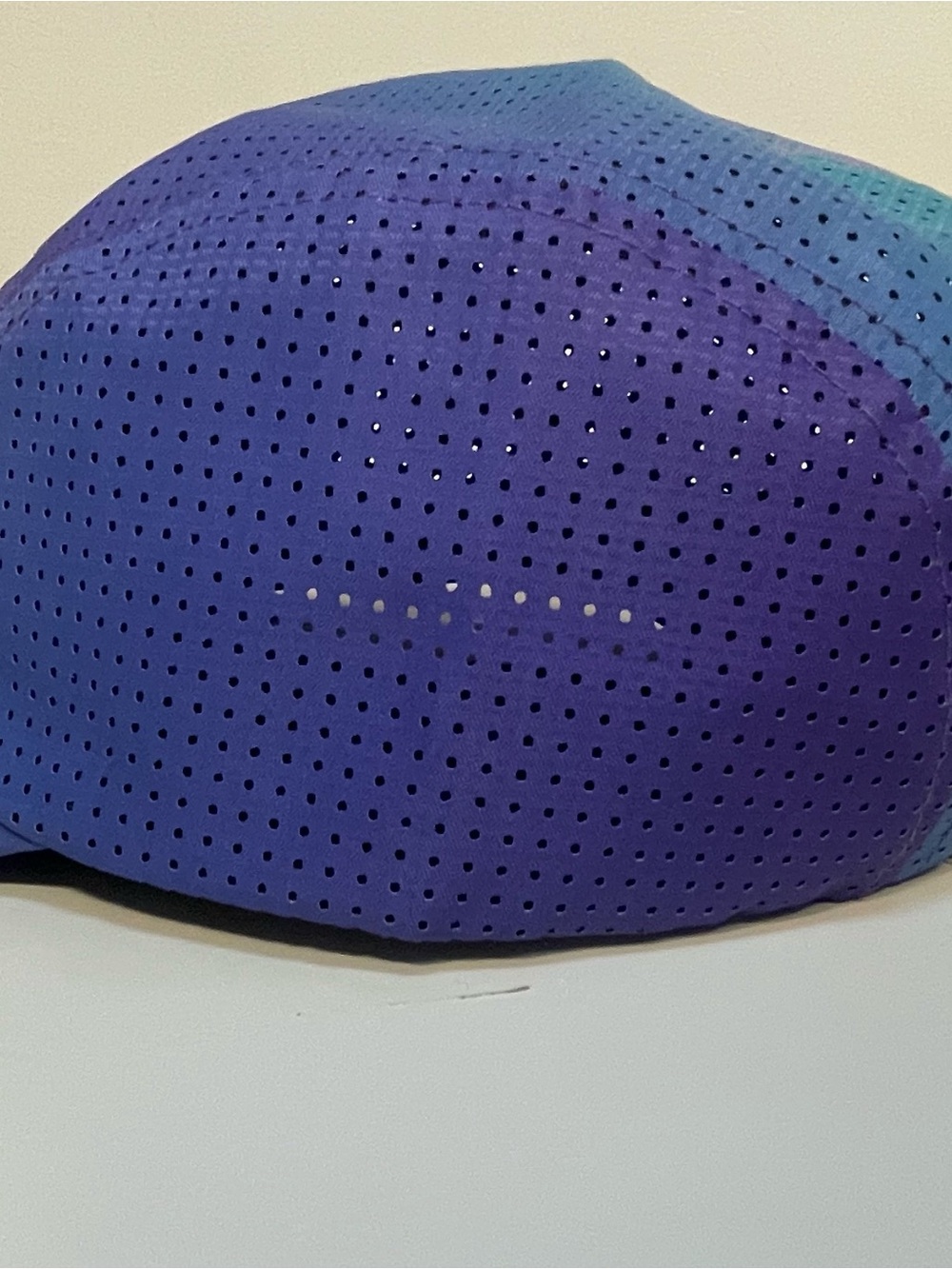 “Party Pace” Rnnr Pacer Hat - Purple and Teal - Picture 4 of 9